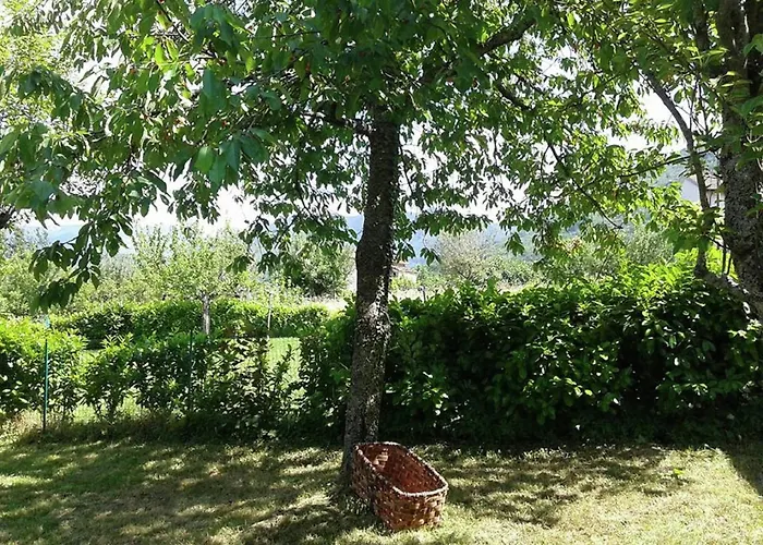 Peaceful With Garden Dom wakacyjny