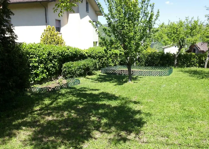 Peaceful Stay With Garden *